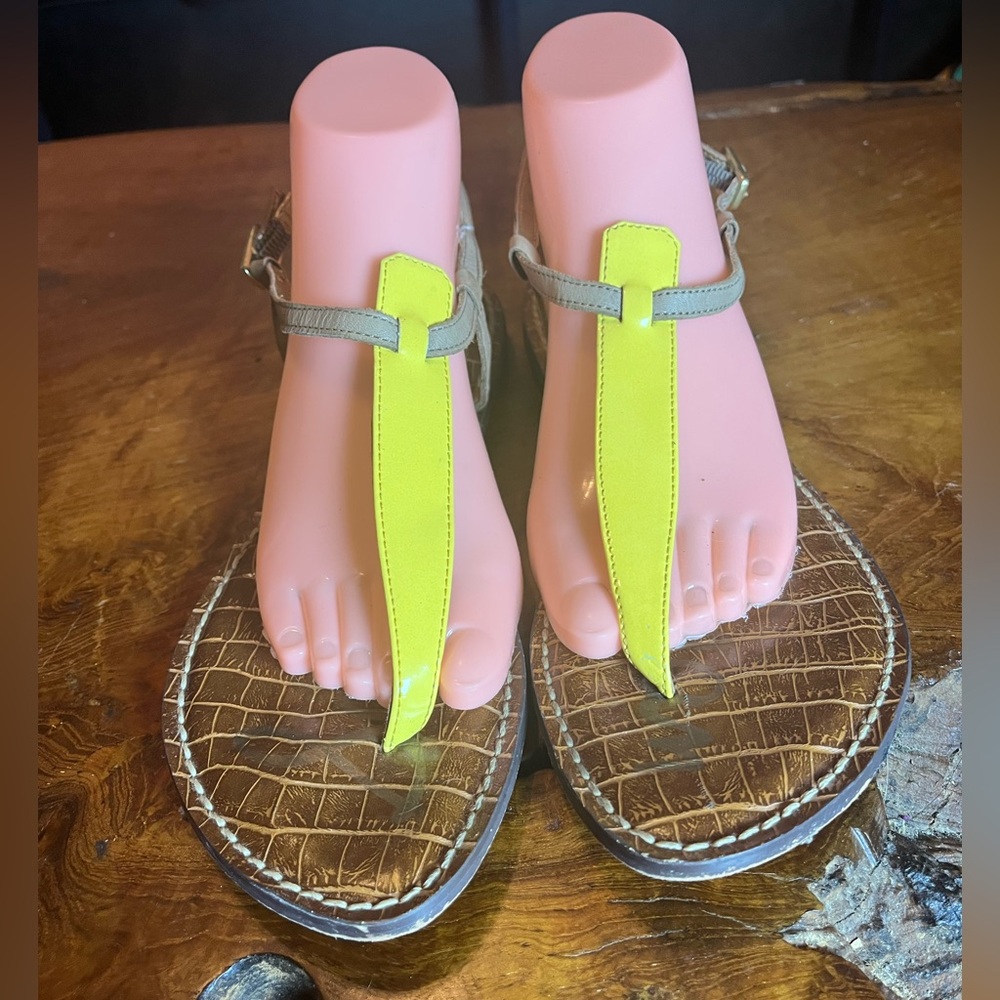 Sam Edelman Gigi Thong Sandals Bright Yellow Leather Size 9